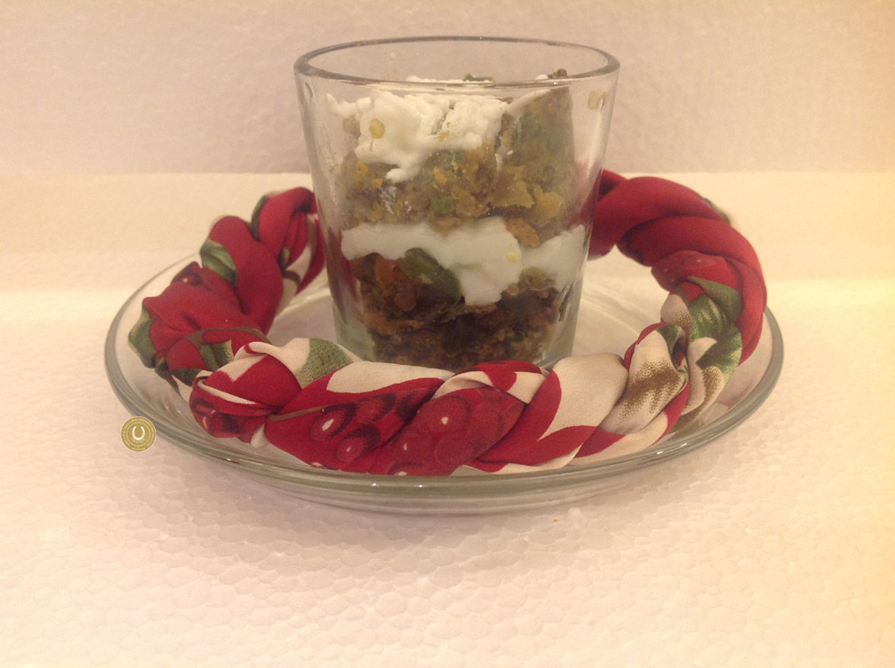JOWAR BHAKRI WITH PITLA IN A GLASS[53]