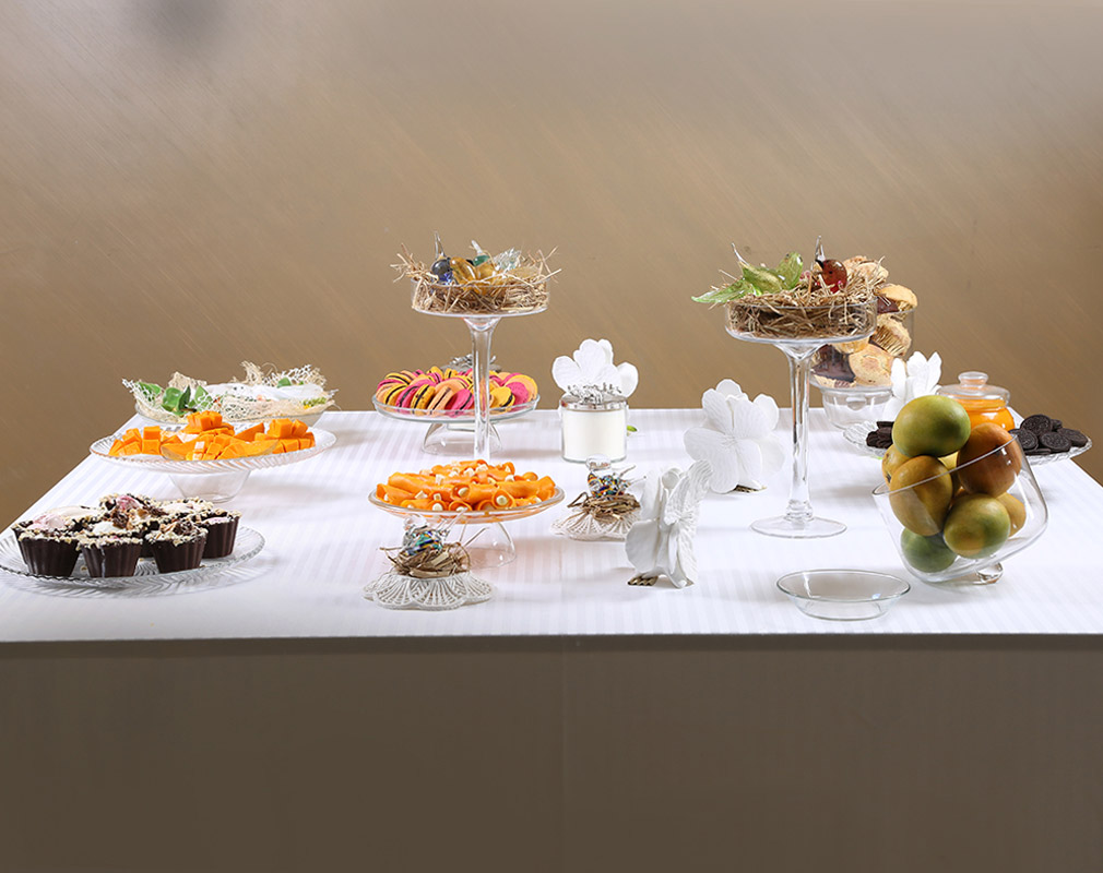 SPRING BUFFET TABLE 32