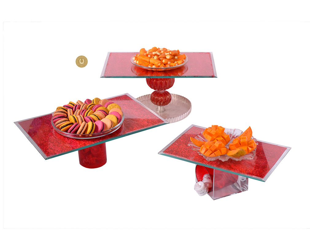 AMAZING PLACEMATS… RED 34